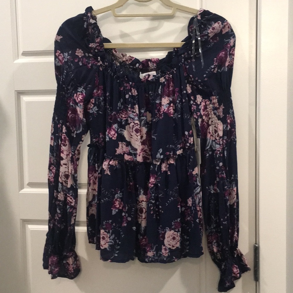 NWT Coco +Jaimeson (Francesca’s) Blouse